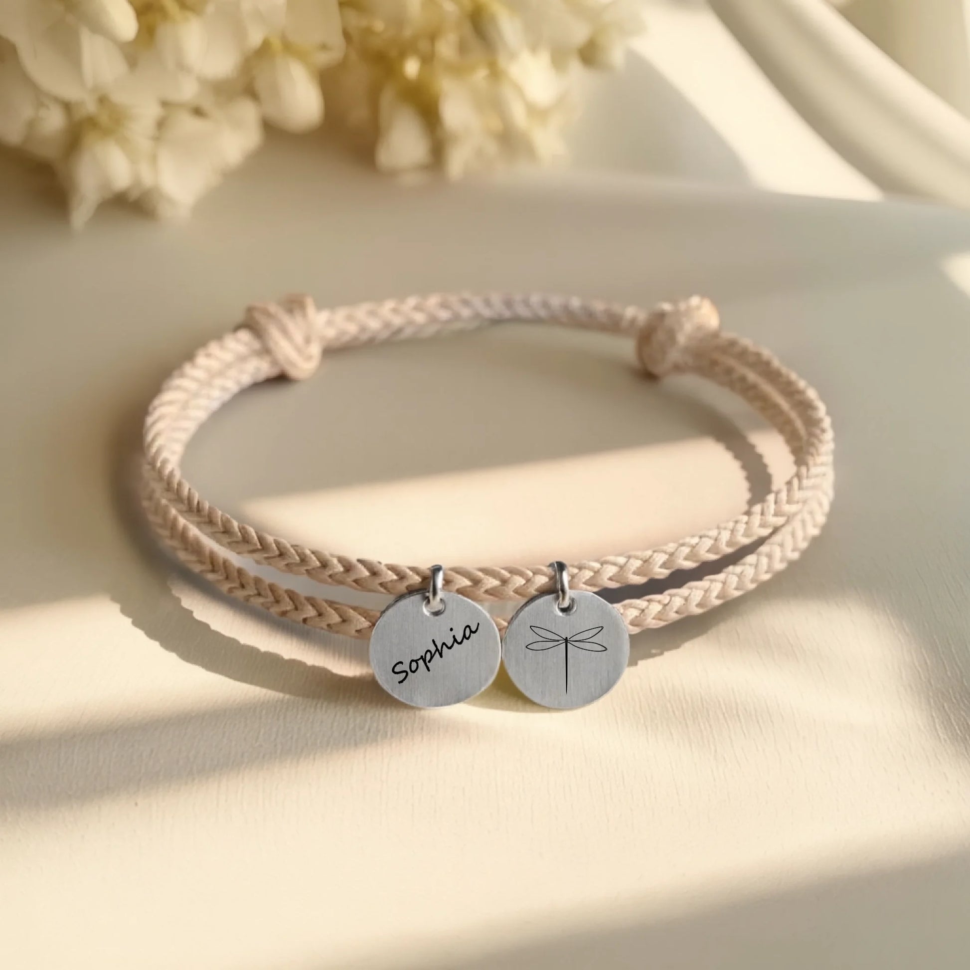 0022_1_a-clean-white-or-ivory-background-with-a_1xKuHcKxS-GUl9J0VY2q6Q_9gXlM8W1RMSAuEl3v_8Z5w