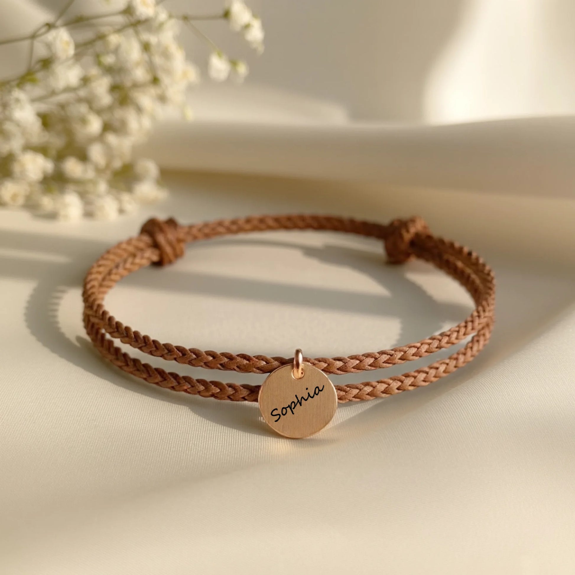 0007_1_a-clean-white-or-ivory-background-with-a_0ShRp_VOSl6WcLRScG_R7g_8yFYMb9qT5OUUB7-FXoC9A