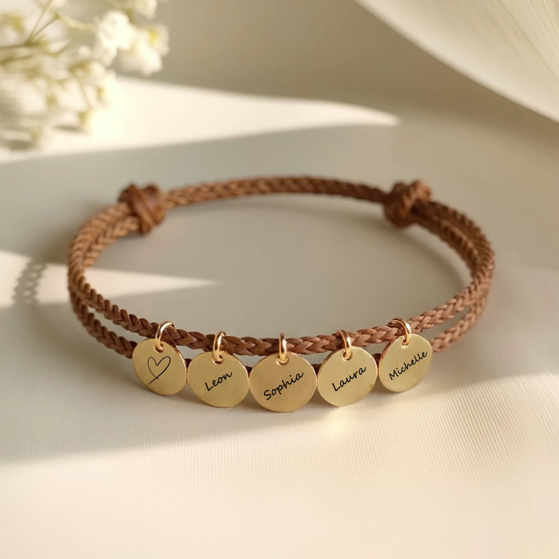 0007_1_a-clean-white-or-ivory-background-with-a_sjM6Y1-8SC-vCtpeDiDgeA_Hebf6G7eTwO7o1D2SCE4yw