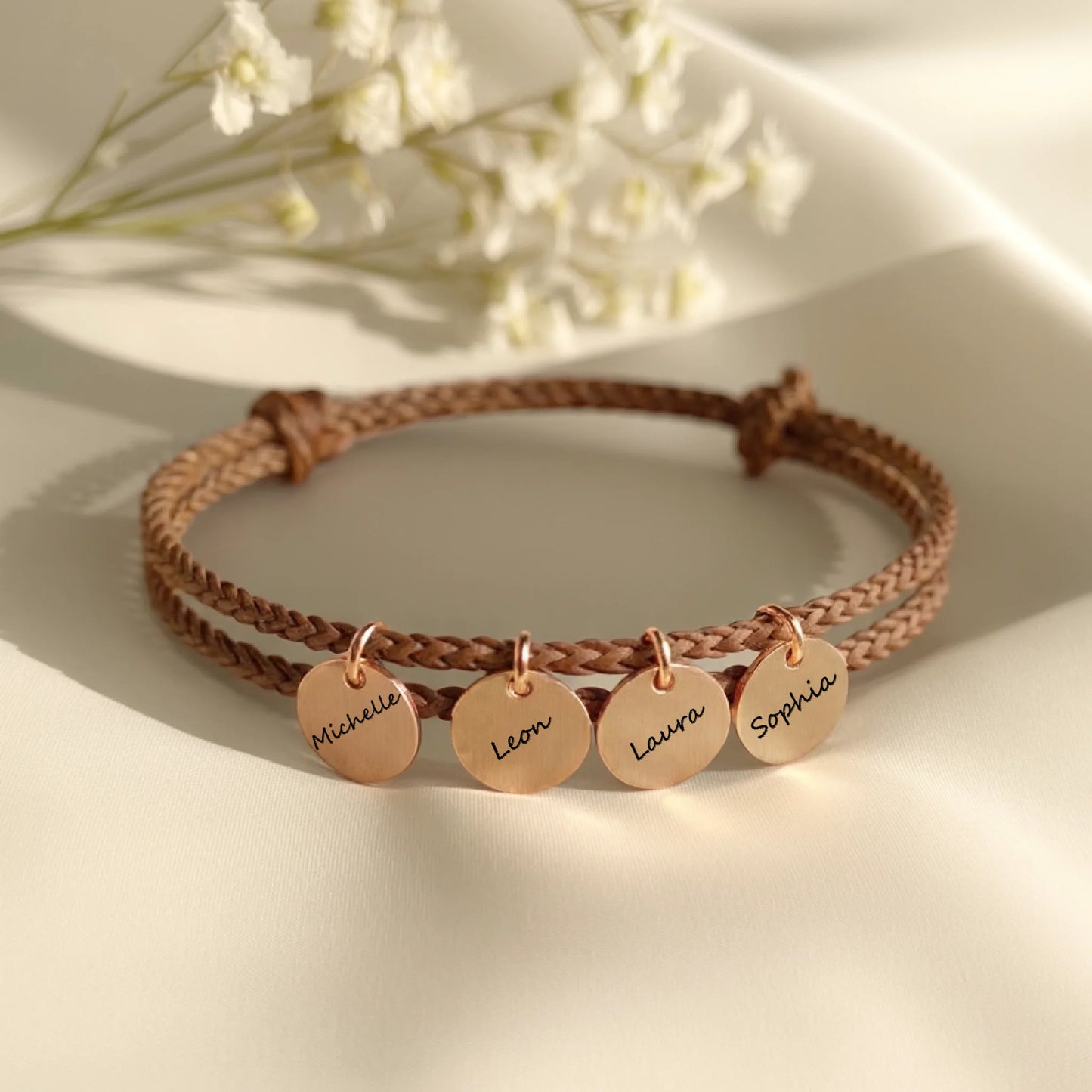 0007_1_the-background-presents-a-clean-white-or_seaW_QA4Rtq5YjT-diTB7Q_Yz3YEnosRnu_FFm8H6fjig