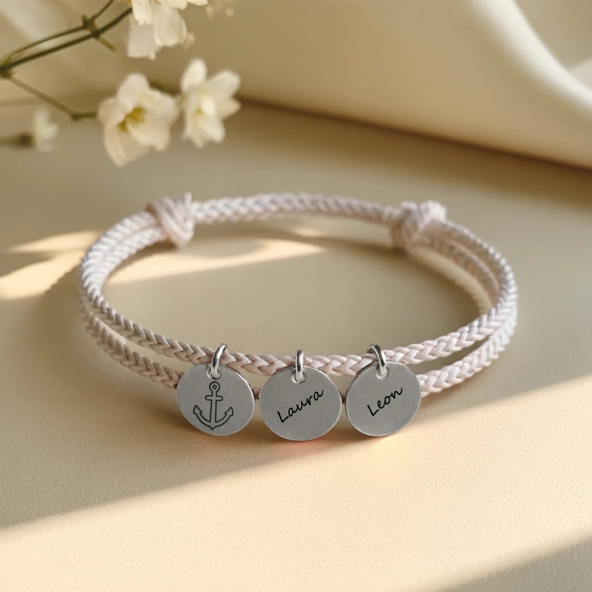 0003_1_a-clean-white-or-ivory-background-with-a_qY91NK9ESom3K0nKLrQv-g_GW-XA_A3QOCh68Q0-lxQ2Q