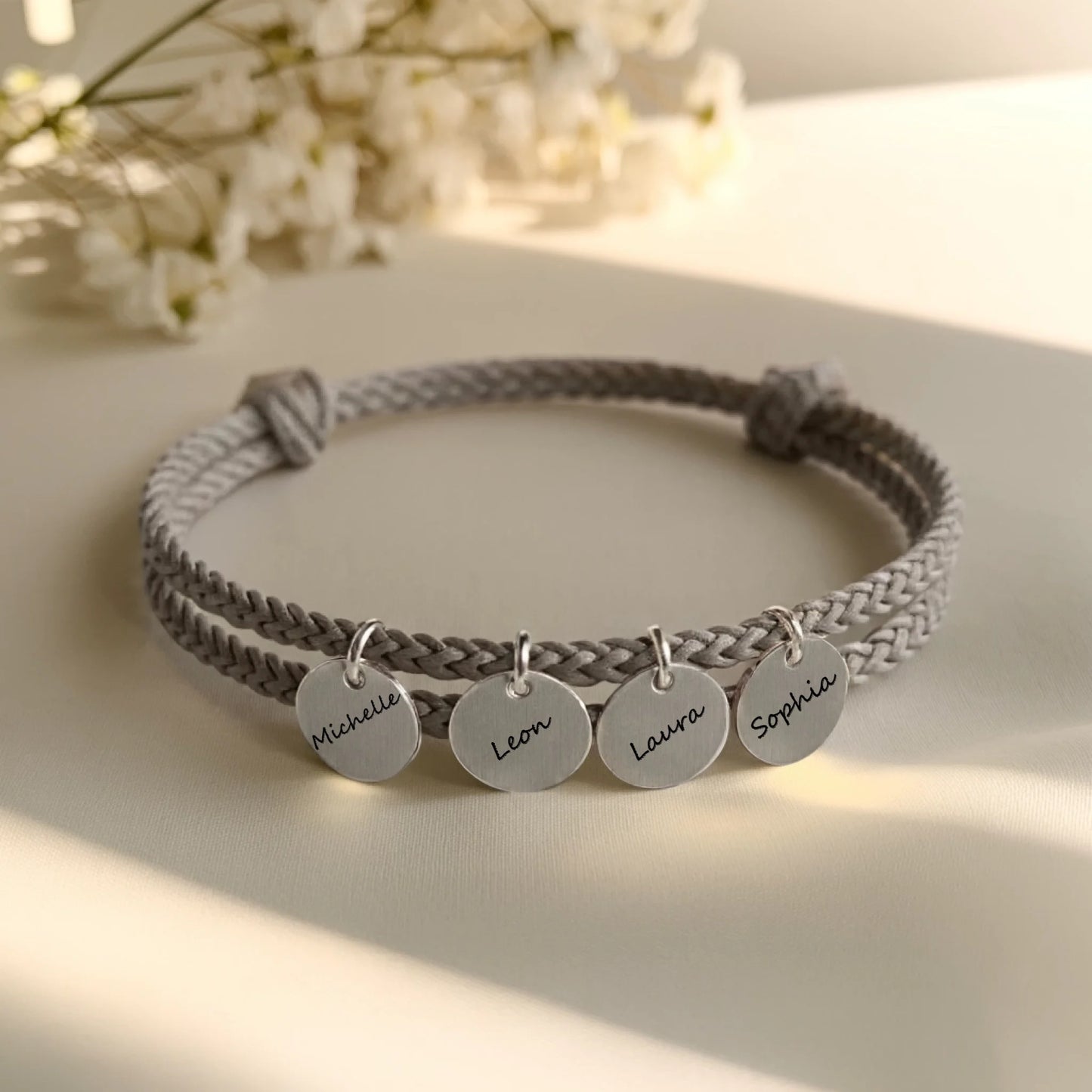 0003_1_a-clean-white-or-ivory-background-with-a_KLOfHIPWRy2X6P4mXSpR0A_Zt6BUmgjQNmEQkt4dLHHuA