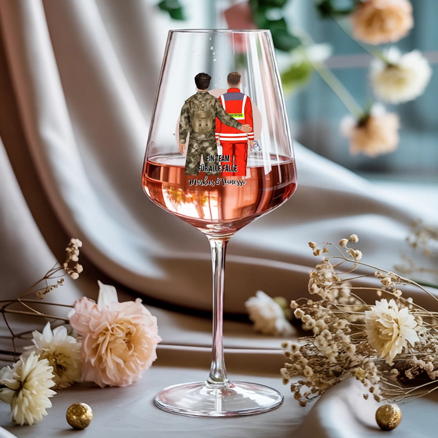 Weinglas-personalisiertes-Geschenk_0015_0002_1_a-rose-wine-glass-rests-gracefully-on-a-_WwBDbCwhQg-KGj6pVA5iqw_pt350IPER