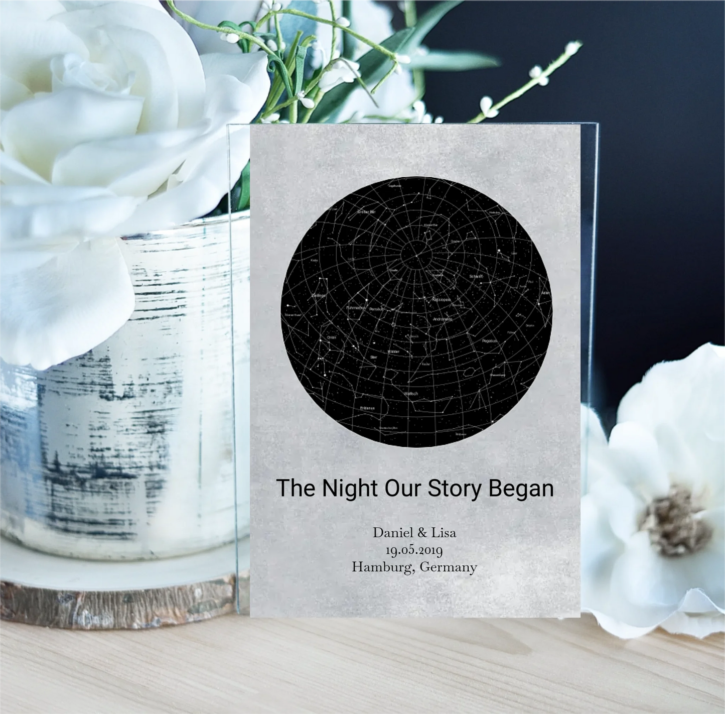 Sternenkarte Acrylschild mit Holzstandfuß - The Night Our Story Began