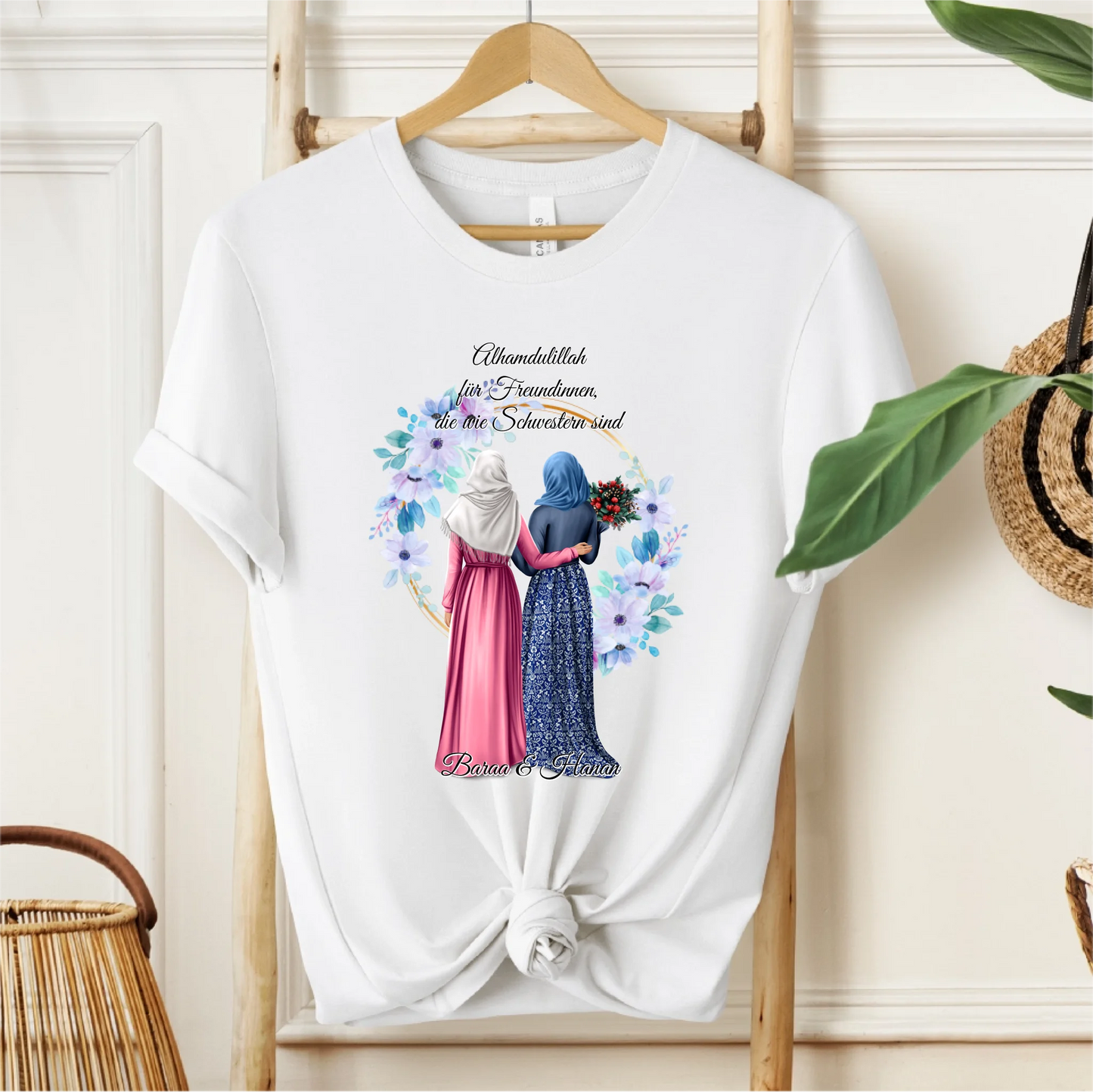 2-4 Muslim Freundinnen T-Shirt (Haare & Hijab)