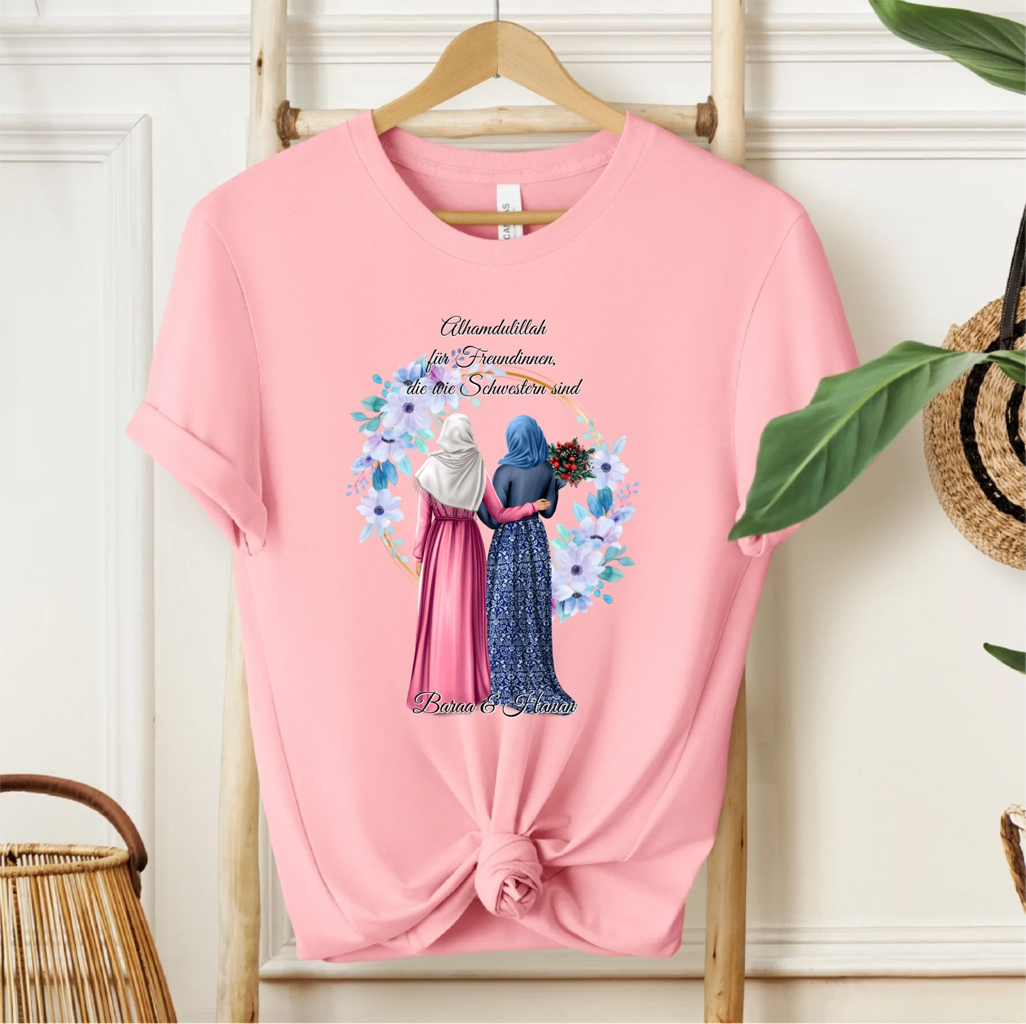 2-4 Muslim Freundinnen T-Shirt (Haare & Hijab)