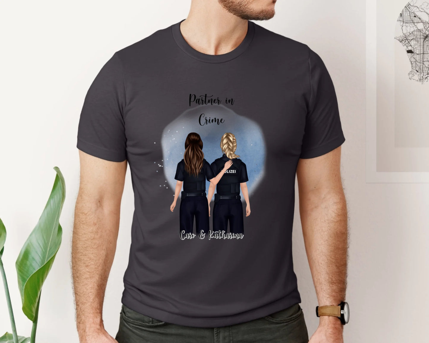 2-4 Polizistinnen T-Shirt