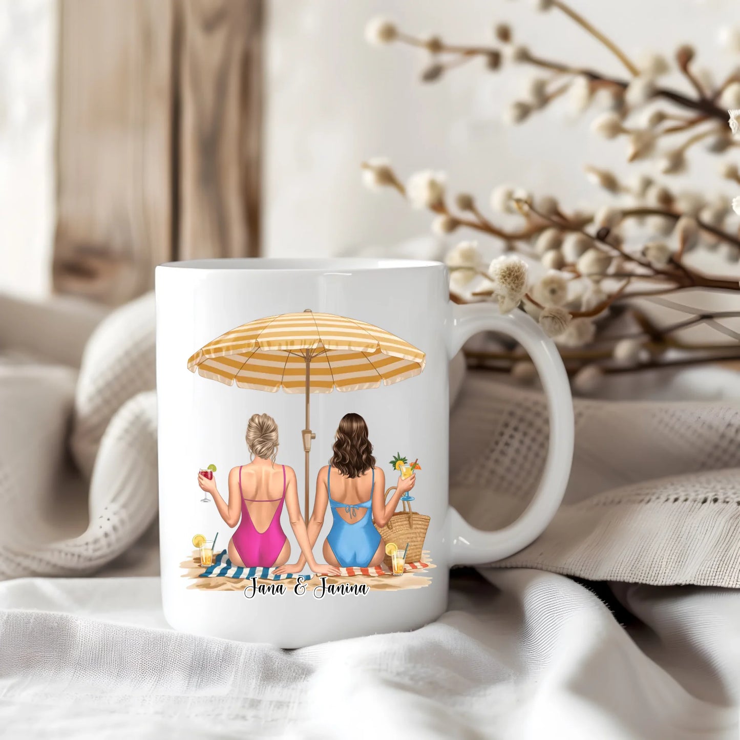 Freundinnen am Strand Tasse